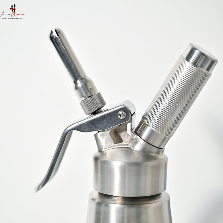 Stainless Steel Whipped Cream Dispenser