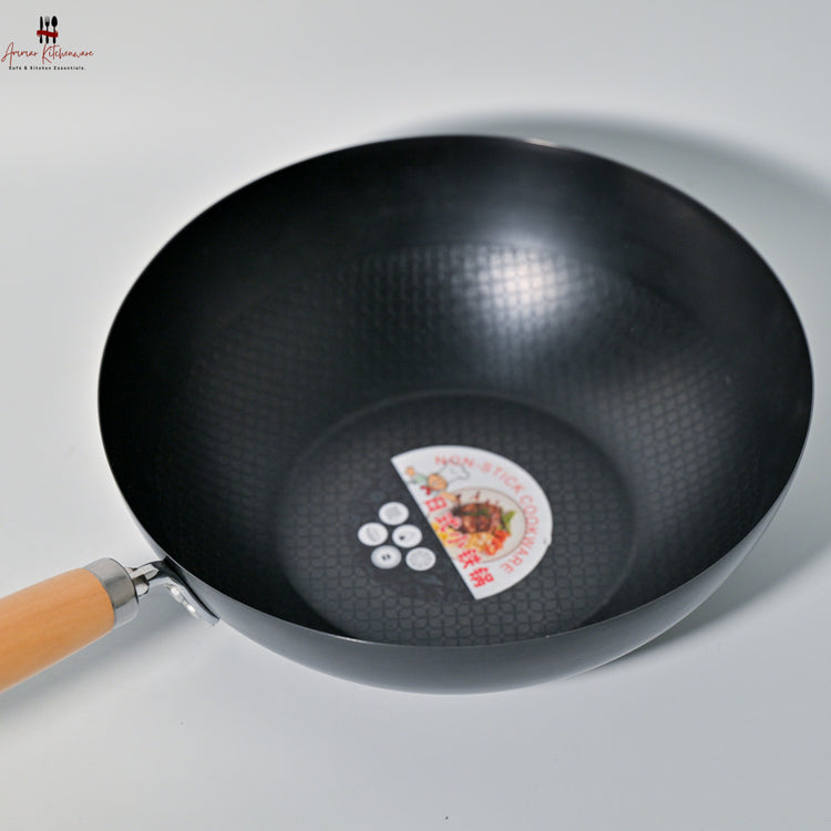 Stainless Steel Chinese Wok with Wooden Handle (Black)