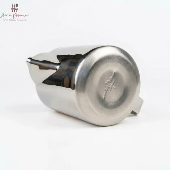 MHW-3BOMBER latte art pitcher 5.0 in glossy grey with curved handle