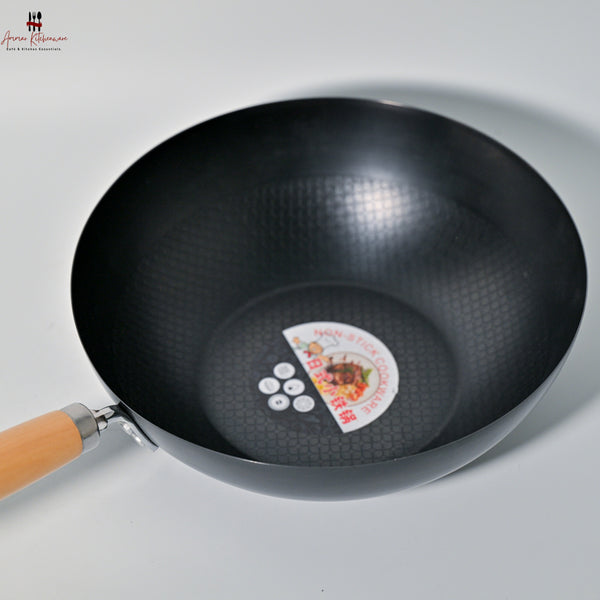 Stainless Steel Chinese Wok with Wooden Handle (Black)