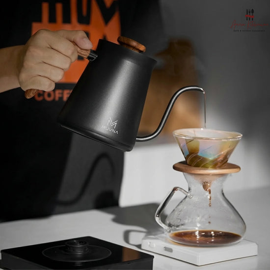 Muvna smart temperature control pour over kettle on digital heating base