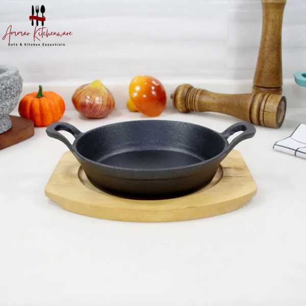 Cast Iron Sizzler with Wooden Base
