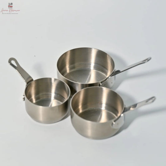Ramekins with handle