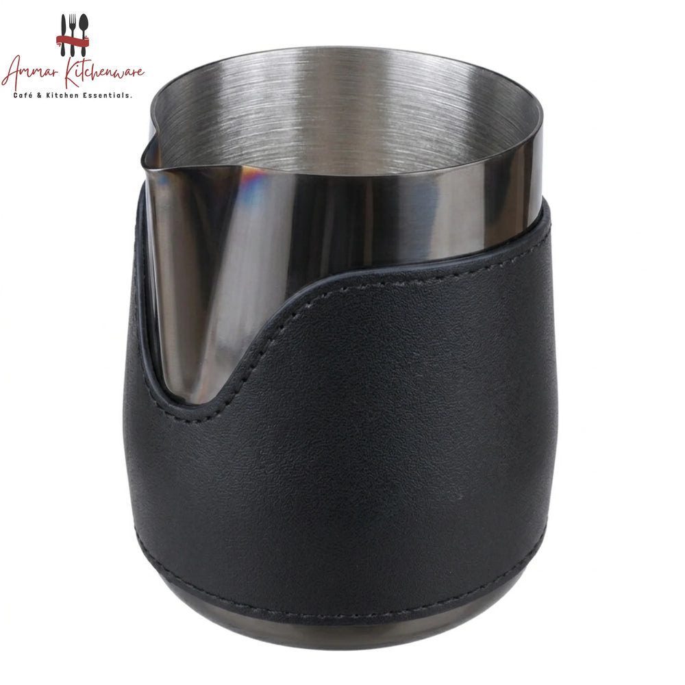 Barista Space 450ml black handle-free milk frothing pitcher for latte art